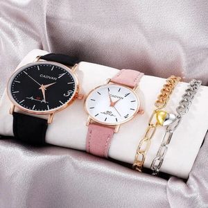 Set doua ceasuri CADVAN  cu cuart , bratari negru , roz , doua bratari magnetice cadou 19 cm