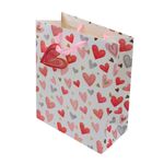 Market - Cadouri - Pungi cadou si accesorii - Punga cadou hartie L Scattered Hearts - Infinity.ro