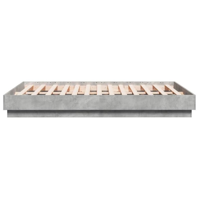 Casa si Gradina - Mobilier - Paturi si accesorii - Paturi - Cadru de pat, gri beton, 135x190 cm, lemn prelucrat - Infinity.ro