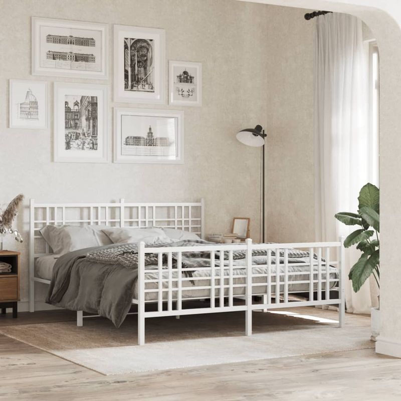 Casa si Gradina - Mobilier - Paturi si accesorii - Paturi - Cadru de pat metalic cu tablie, alb, 150x200 cm - Infinity.ro