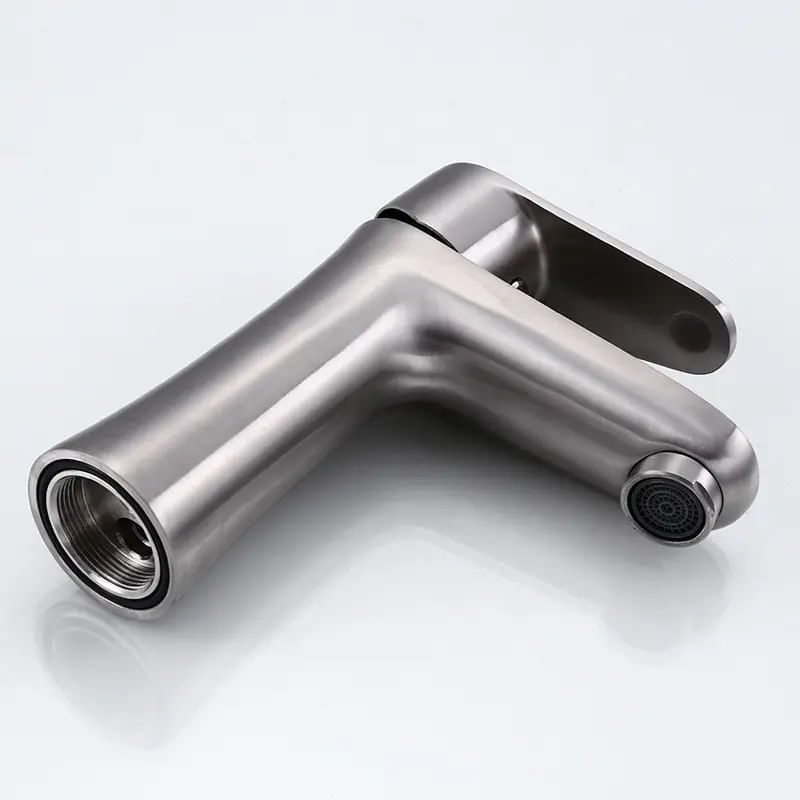 Casa si Gradina - Sanitare - Lavoar baie si accesorii - Baterii sanitare - Baterie sanitara MaGeCa® pentru lavoar, Otel inoxidabil, Racorduri incluse, Design modern, 15 cm inaltime, Argintiu - Infinity.ro