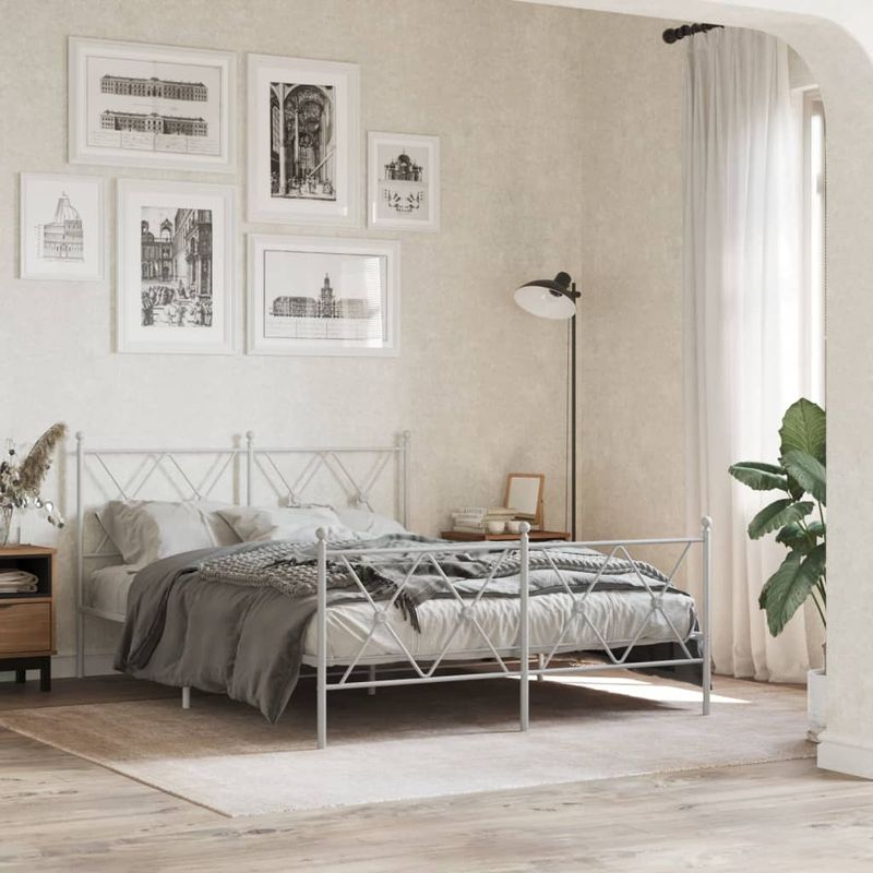 Casa si Gradina - Mobilier - Paturi si accesorii - Paturi - Cadru de pat metalic cu tablie de cap/picioare, alb, 140x190 cm - Infinity.ro