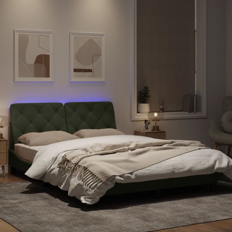 Casa si Gradina - Mobilier - Paturi si accesorii - Paturi - Cadru de pat cu lumini LED, gri deschis, 140x200 cm, catifea - Infinity.ro