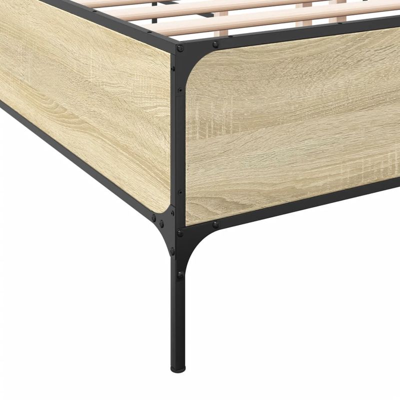Casa si Gradina - Mobilier - Paturi si accesorii - Paturi - Cadru de pat, stejar sonoma, 135x190cm, lemn prelucrat si metal - Infinity.ro