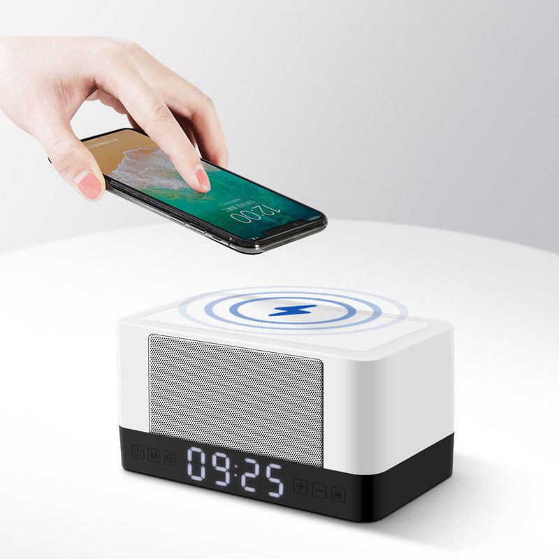 Casa si Gradina - Corpuri si surse de iluminat - Veioze si lampi - Veioze - Lampa led RGB, cu incarcare wireless pentru telefon, ceas si boxa bluetooth, compatibila cu iPhone/Samsung/Huawei, Alb - Infinity.ro