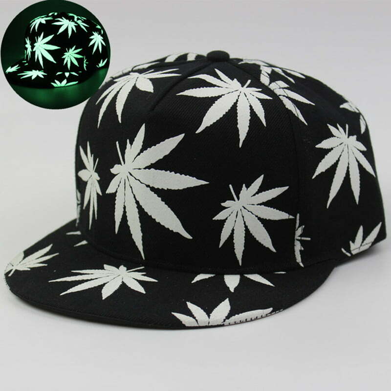 Sport si Outdoor - Echipament Sportiv - Accesorii echipament sportiv - Sepci si bentite sport - Sapca cozoroc drept MBrands, model fosforescent la intuneric - Wolf - Infinity.ro