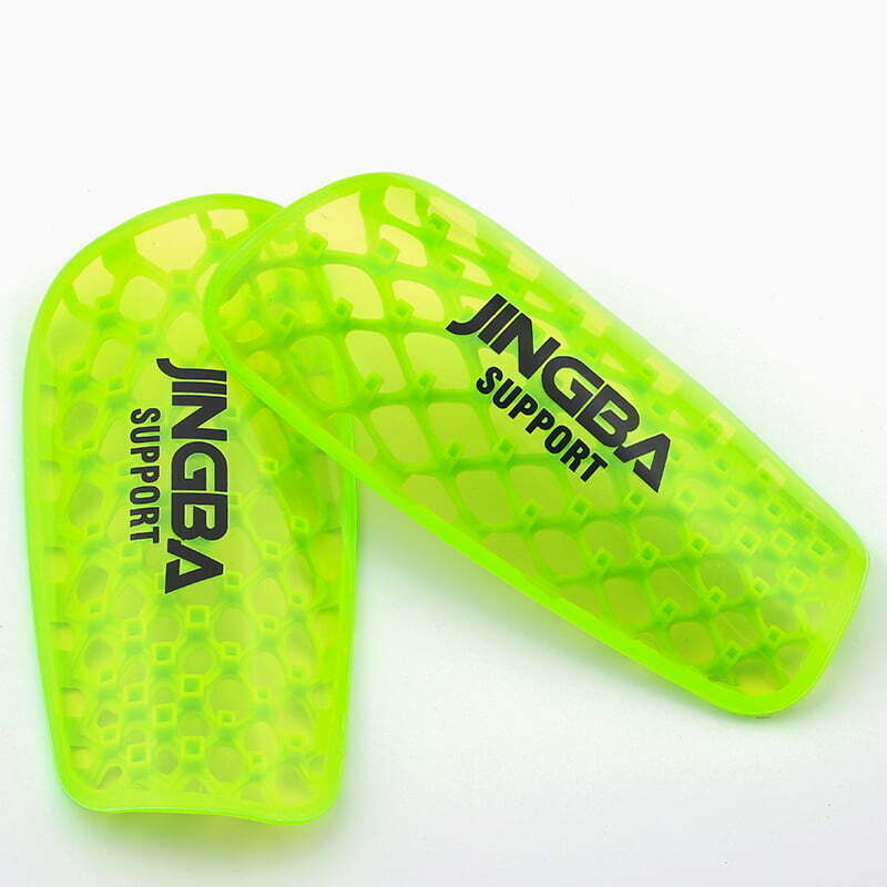 Sport si Outdoor - Echipament Sportiv - Accesorii echipament sportiv - Protectii sport - Aparatori MBrands  usoare , pentru fotbal , cu aerisire - L, Verde - Infinity.ro