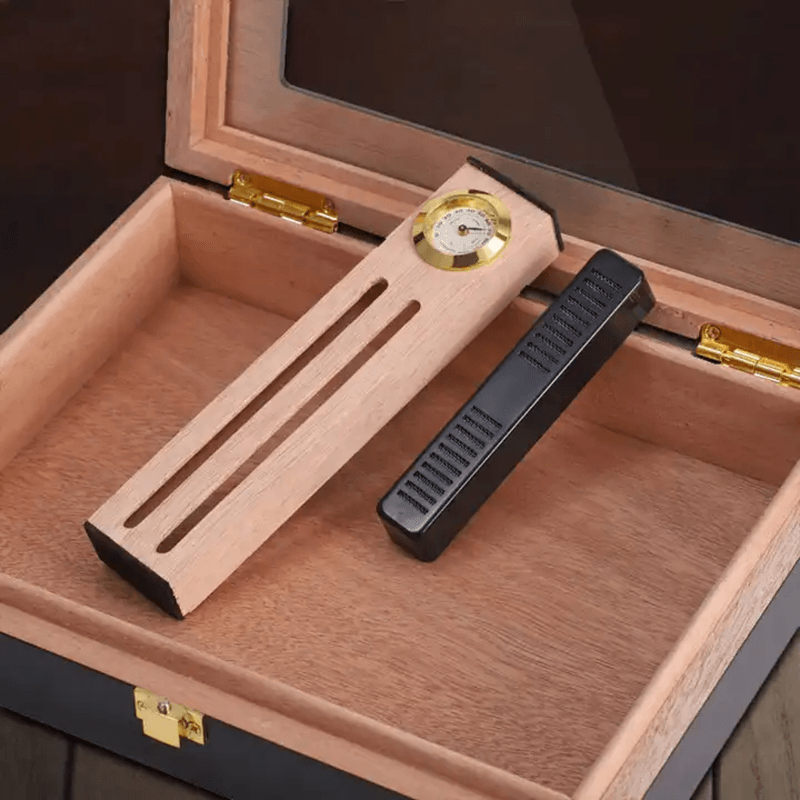 Market - Tutun si tigari - Articole si accesorii tutun - Humidor trabucuri din cedru cu umidificator, higrometru si capac de sticla pentru 10-15 trabucuri, negru - Infinity.ro