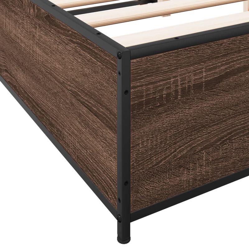 Casa si Gradina - Mobilier - Paturi si accesorii - Paturi - Cadru de pat, stejar maro, 140x200 cm, lemn prelucrat si metal - Infinity.ro