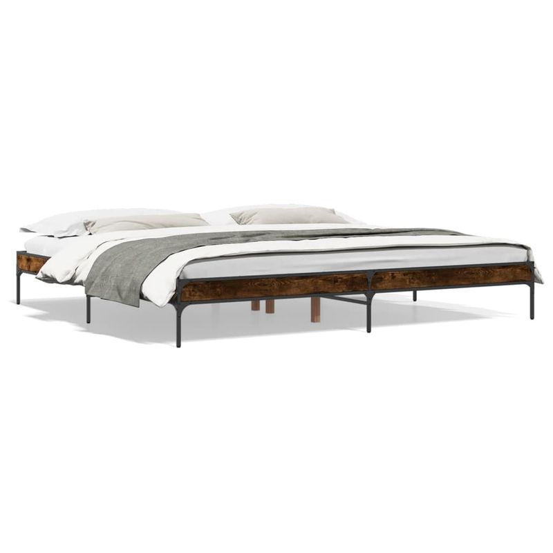 Casa si Gradina - Mobilier - Paturi si accesorii - Paturi - Cadru de pat, stejar fumuriu 200x200 cm lemn prelucrat si metal - Infinity.ro