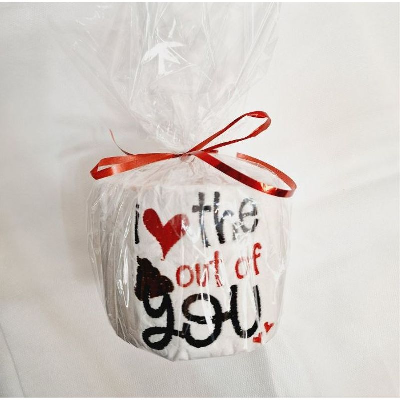 Market - Cadouri - Cadouri personalizate - Hartie Igienica Brodata Love, multicolor, celuloza - Infinity.ro