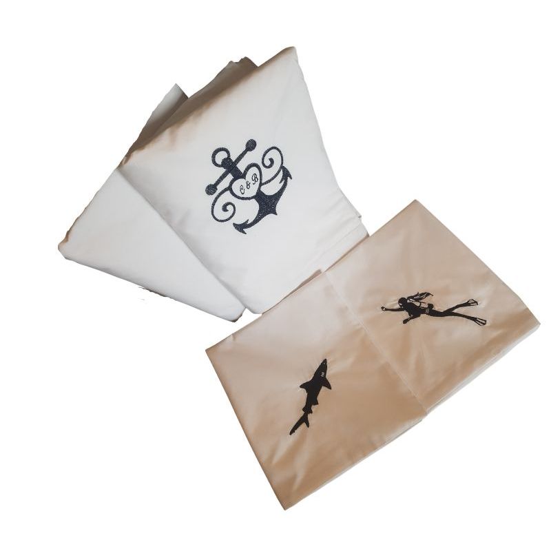 Casa si Gradina - Textile si covoare - Lenjerii de pat - Seturi de lenjerie - Lenjerie de pat brodata SEA by Ariale, pentru 2 persoane, 4 piese,  bumbac ranforce, 200 x220 cm - Infinity.ro