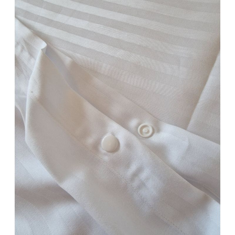 Casa si Gradina - Textile si covoare - Lenjerii de pat - Seturi de lenjerie - Lenjerie de pat ARIALE pentru 2 persoane, 6 piese, King Size, damasc satinat, Alb - Infinity.ro