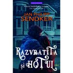 Carti si Birotica - Carti - Bestseller - Razvratita si hotul - Jan Philipp Sendker - Infinity.ro