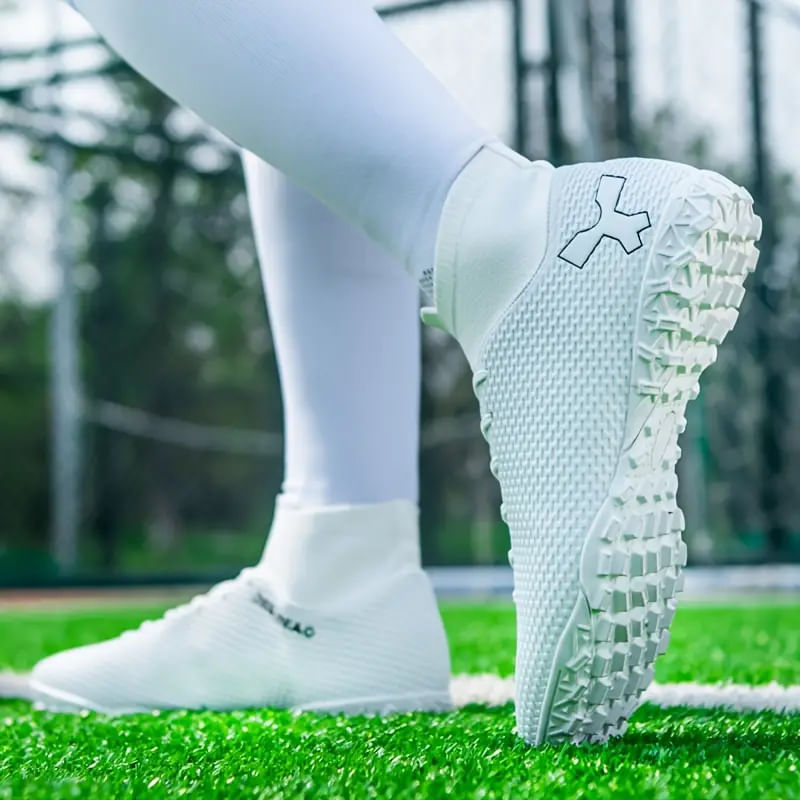 Sport si Outdoor - Echipament Sportiv - Incaltaminte sport - Pantofi sport - Ghete de fotbal MBrands cu glezniera 7.5 pentru teren sintetic culoare alb 38 - Infinity.ro