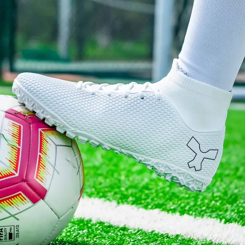 Sport si Outdoor - Echipament Sportiv - Incaltaminte sport - Pantofi sport - Ghete de fotbal MBrands cu glezniera 7.5 pentru teren sintetic culoare alb 38 - Infinity.ro