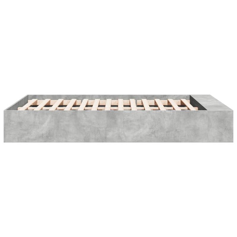 Casa si Gradina - Mobilier - Paturi si accesorii - Paturi - Cadru de pat, gri beton, 135x190 cm, lemn prelucrat - Infinity.ro