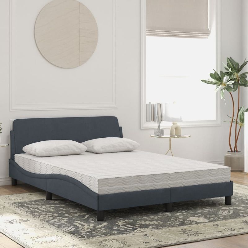 Casa si Gradina - Mobilier - Paturi si accesorii - Paturi - Pat cu saltea, gri inchis, 140x190 cm, catifea - Infinity.ro
