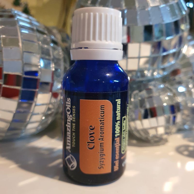 Casa si Gradina - Decoratiuni - Aromaterapie si lumanari - Uleiuri esentiale aromaterapie - Ulei esential de cuisoare 100% pur, CLOVE OIL (Syzygium aromaticum), 15 ml - Infinity.ro