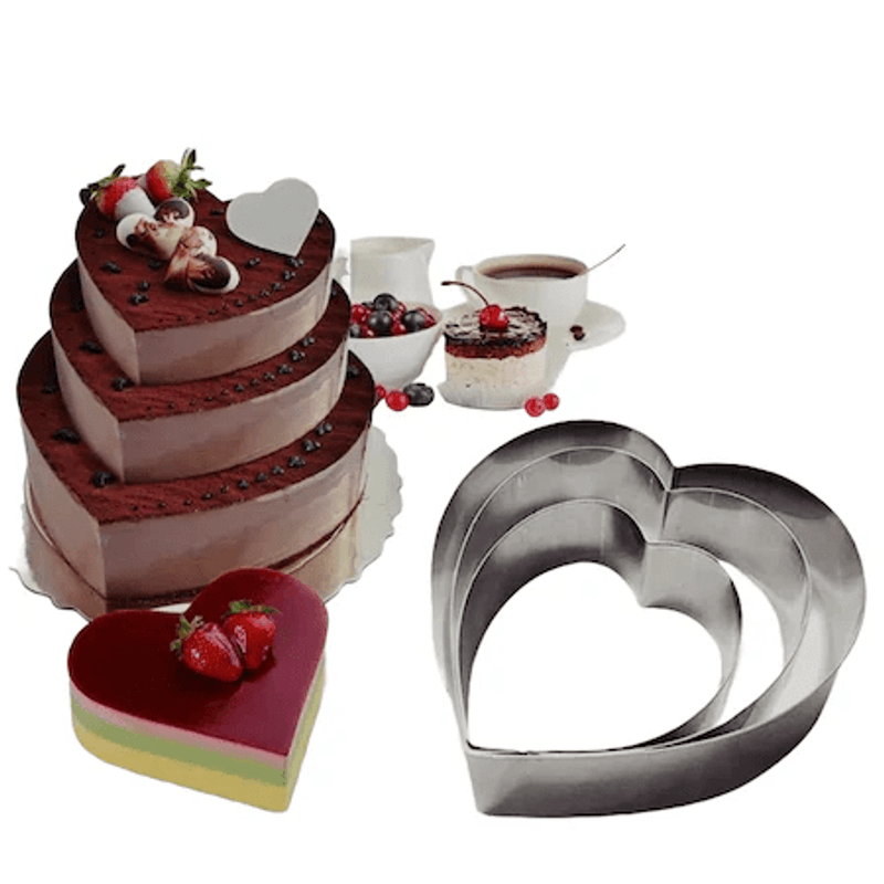 Casa si Gradina - Bucatarie si vesela - Vase pentru gatit - Tavi copt - Set 3 rame pentru tort forma de Inimi - Infinity.ro