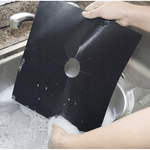 Electronice si Electrocasnice - Aragazuri, cuptoare si hote - Accesorii aragazuri, cuptoare si hote - Accesorii aragazuri - Set 4 folii detasabile de protectie pentru aragaz, usor de spalat, din teflon culoare negru - Infinity.ro