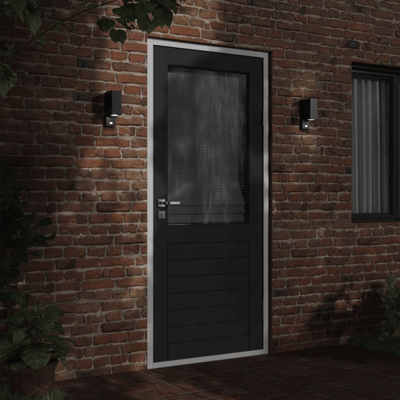 Casa si Gradina - Corpuri si surse de iluminat - Iluminat exterior - Felinare - Lampi exterioare de perete senzori 2 buc. negru aluminiu turnat - Infinity.ro