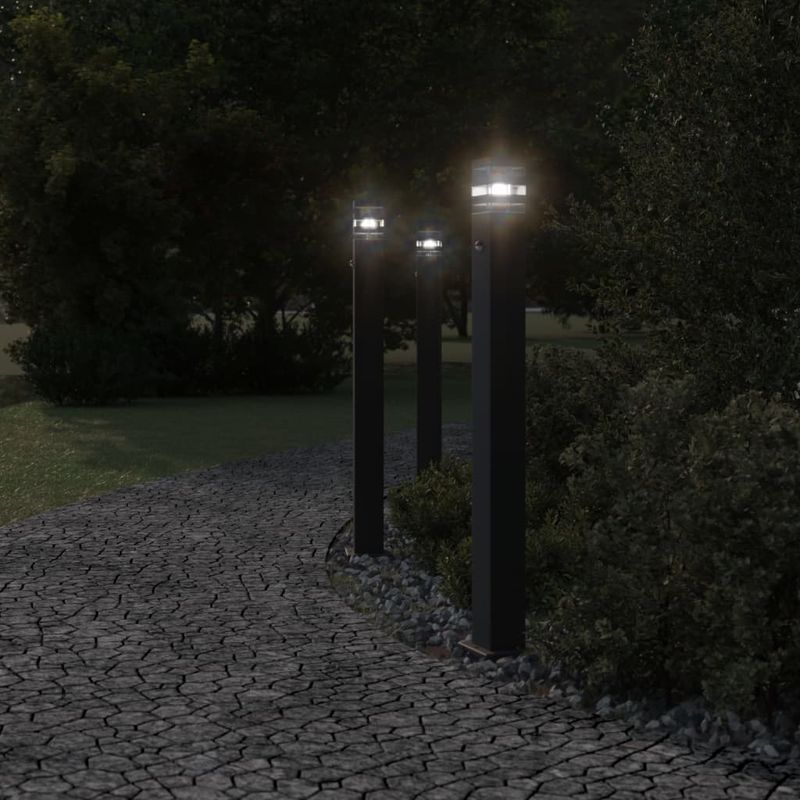 Casa si Gradina - Corpuri si surse de iluminat - Iluminat exterior - Felinare - Lampa exterioara de podea cu senzor, negru, 110 cm, aluminiu - Infinity.ro