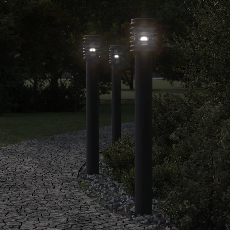 Casa si Gradina - Corpuri si surse de iluminat - Iluminat exterior - Felinare - Lampa exterioara de podea cu priza, negru, 110 cm, otel inox - Infinity.ro