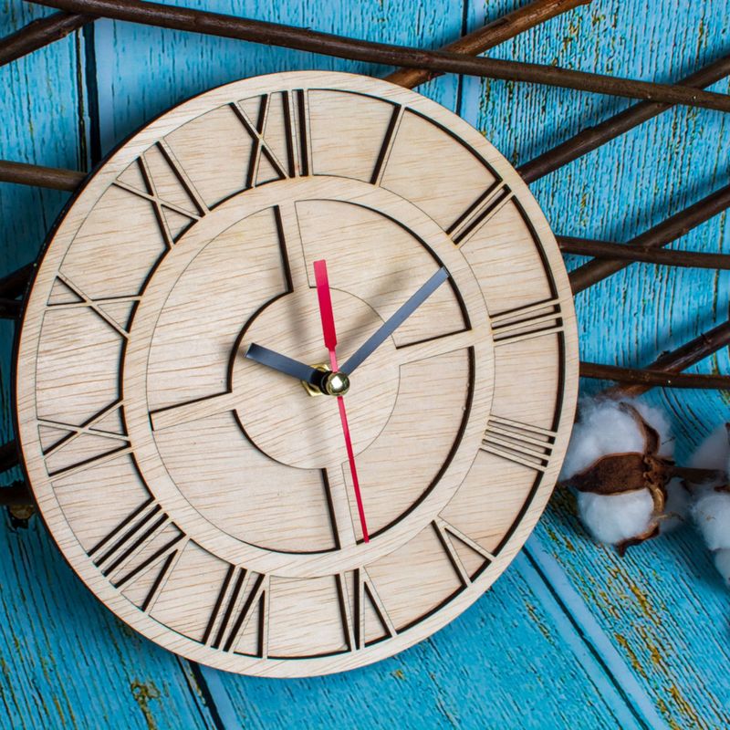 Casa si Gradina - Decoratiuni - Ceasuri - Ceas de Perete Personalizat Blank HH1508 din lemn pentru Licheni - 20x20 cm - Infinity.ro