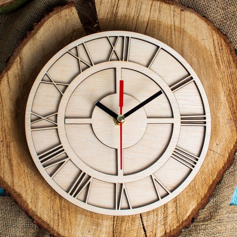 Casa si Gradina - Decoratiuni - Ceasuri - Ceas de Perete Personalizat Blank HH1508 din lemn pentru Licheni - 20x20 cm - Infinity.ro