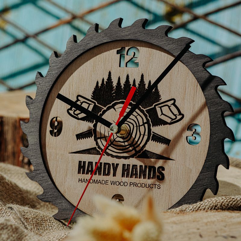 Casa si Gradina - Decoratiuni - Ceasuri - Ceas de Perete din lemn HH974 Personalizat 20 cm - Infinity.ro