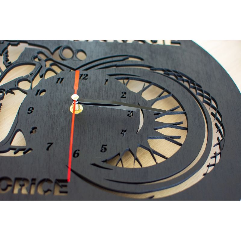 Casa si Gradina - Decoratiuni - Ceasuri - Ceas Decorativ Personalizabil din lemn HH265 Motor Pentru Garaj - 38 L x 38 H (cm) - Infinity.ro