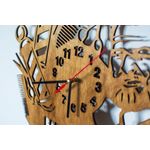 Casa si Gradina - Decoratiuni - Ceasuri - Ceas Decorativ Personalizabil din lemn Barbershop HH268 - 25 L x 25 H (cm) - Infinity.ro