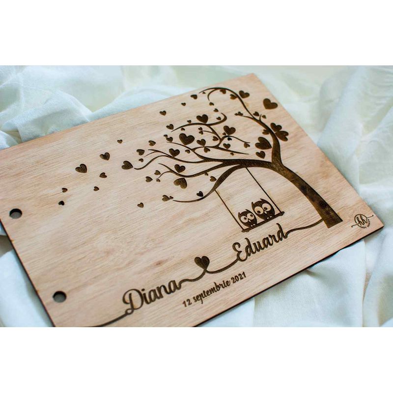 Market - Cadouri - Rame si albume foto - Album Foto GuestBook A4 de Nunta Personalizat HH676 din lemn Inimi Bufnite 30x21 cm - Infinity.ro