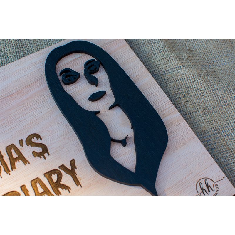 Market - Cadouri - Rame si albume foto - Album Foto de Nunta Personalizat din lemn GuestBook Morticia Addams 30x21 cm - Infinity.ro