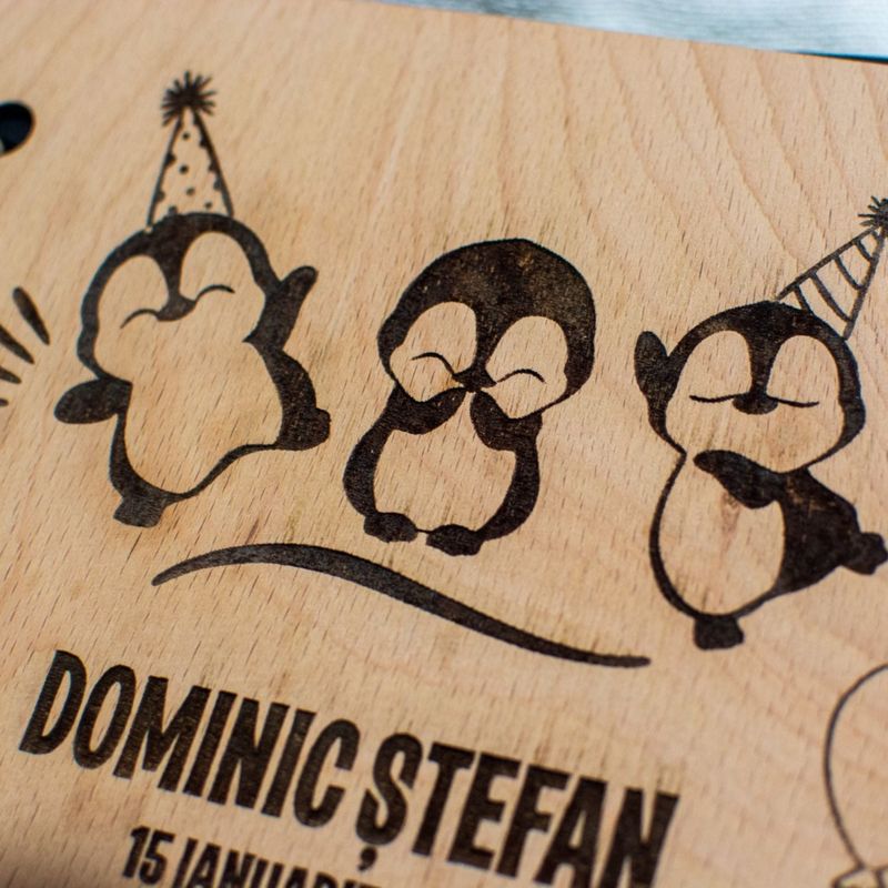 Market - Cadouri - Rame si albume foto - Album Foto Personalizat din lemn model Pinguini de Botez GuestBook HH1553 30x21 cm - Infinity.ro