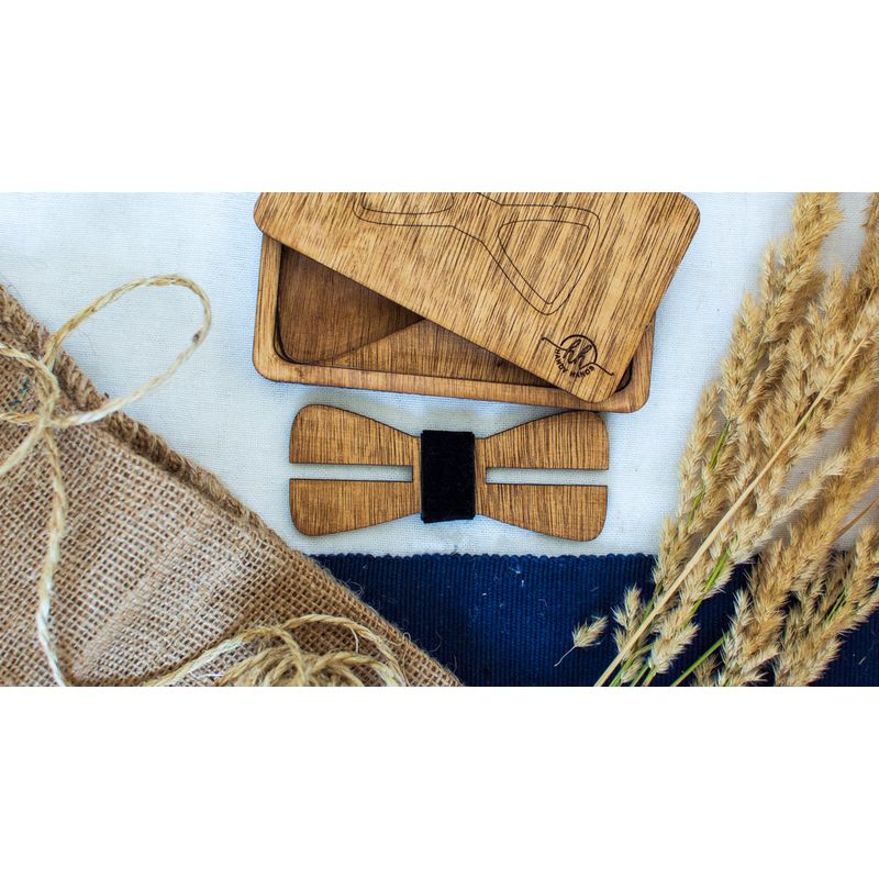 Fashion, accesorii si bijuterii - Barbati - Accesorii barbati - Cravate si papioane barbati - Papion din Lemn HH290, Handmade, in Cutie Premium Personalizata - Infinity.ro