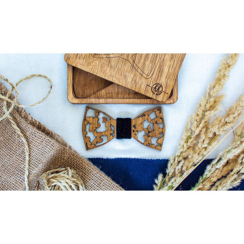 Fashion, accesorii si bijuterii - Barbati - Accesorii barbati - Cravate si papioane barbati - Papion din Lemn HH332, Handmade, in Cutie Premium Personalizata - Infinity.ro