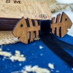 Fashion, accesorii si bijuterii - Barbati - Accesorii barbati - Cravate si papioane barbati - Papion din Lemn HH335, Handmade, in Cutie Premium Personalizata - Infinity.ro