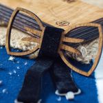 Fashion, accesorii si bijuterii - Barbati - Accesorii barbati - Cravate si papioane barbati - Papion din Lemn HH362, Handmade, in Cutie Premium Personalizata - Infinity.ro