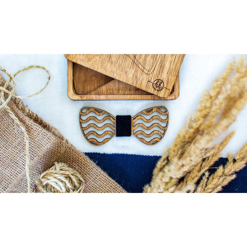 Fashion, accesorii si bijuterii - Barbati - Accesorii barbati - Cravate si papioane barbati - Papion din Lemn HH329, Handmade, in Cutie Premium Personalizata - Infinity.ro