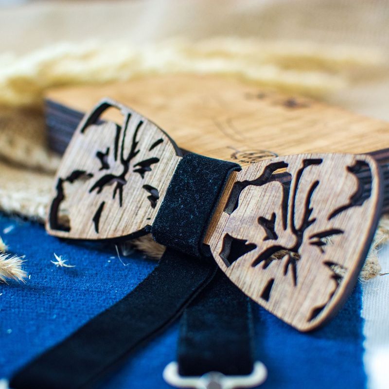 Fashion, accesorii si bijuterii - Barbati - Accesorii barbati - Cravate si papioane barbati - Papion din Lemn HH350, Handmade, in Cutie Premium Personalizata - Infinity.ro