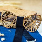 Fashion, accesorii si bijuterii - Barbati - Accesorii barbati - Cravate si papioane barbati - Papion din Lemn HH312, Handmade, in Cutie Premium Personalizata - Infinity.ro