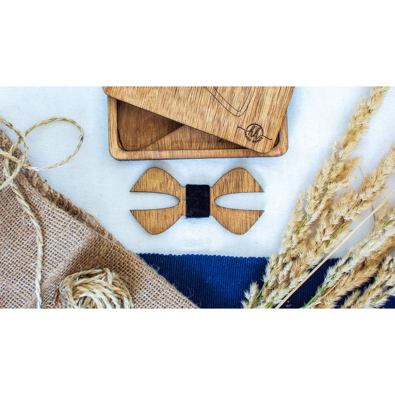 Fashion, accesorii si bijuterii - Barbati - Accesorii barbati - Cravate si papioane barbati - Papion din Lemn HH277, Handmade, in Cutie Premium Personalizata - Infinity.ro