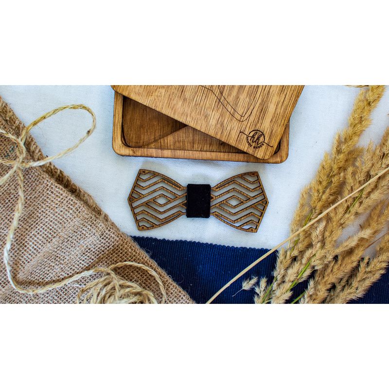 Fashion, accesorii si bijuterii - Barbati - Accesorii barbati - Cravate si papioane barbati - Papion din Lemn HH280, Handmade, in Cutie Premium Personalizata - Infinity.ro