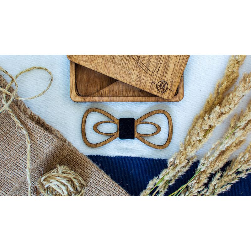 Fashion, accesorii si bijuterii - Barbati - Accesorii barbati - Cravate si papioane barbati - Papion din Lemn HH358, Handmade, in Cutie Premium Personalizata - Infinity.ro