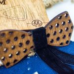 Fashion, accesorii si bijuterii - Barbati - Accesorii barbati - Cravate si papioane barbati - Papion din Lemn HH282, Handmade, in Cutie Premium Personalizata - Infinity.ro