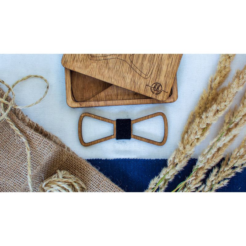Fashion, accesorii si bijuterii - Barbati - Accesorii barbati - Cravate si papioane barbati - Papion din Lemn HH364, Handmade, in Cutie Premium Personalizata - Infinity.ro