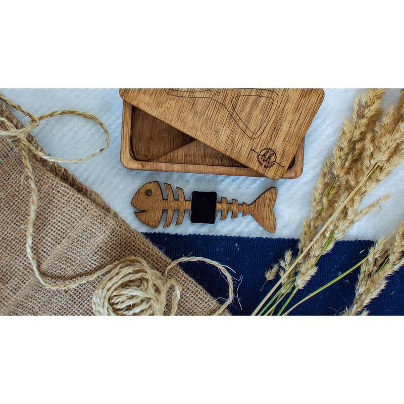 Fashion, accesorii si bijuterii - Barbati - Accesorii barbati - Cravate si papioane barbati - Papion din Lemn HH304, Handmade, in Cutie Premium Personalizata - Infinity.ro