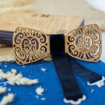 Fashion, accesorii si bijuterii - Barbati - Accesorii barbati - Cravate si papioane barbati - Papion din Lemn HH317, Handmade, in Cutie Premium Personalizata - Infinity.ro